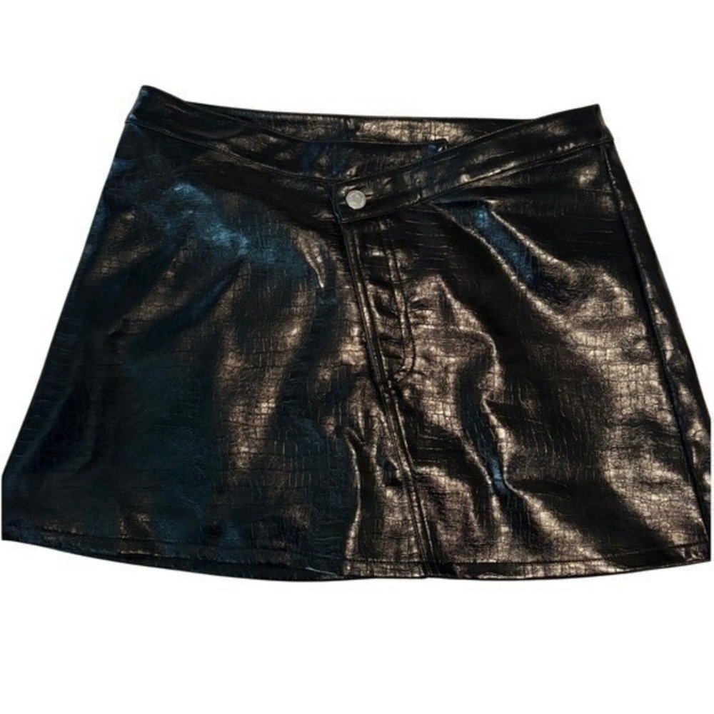 Torn by Ronny Kobo Black Croc Faux Leather Mini Skirt Size Large Vegan Moto Goth
